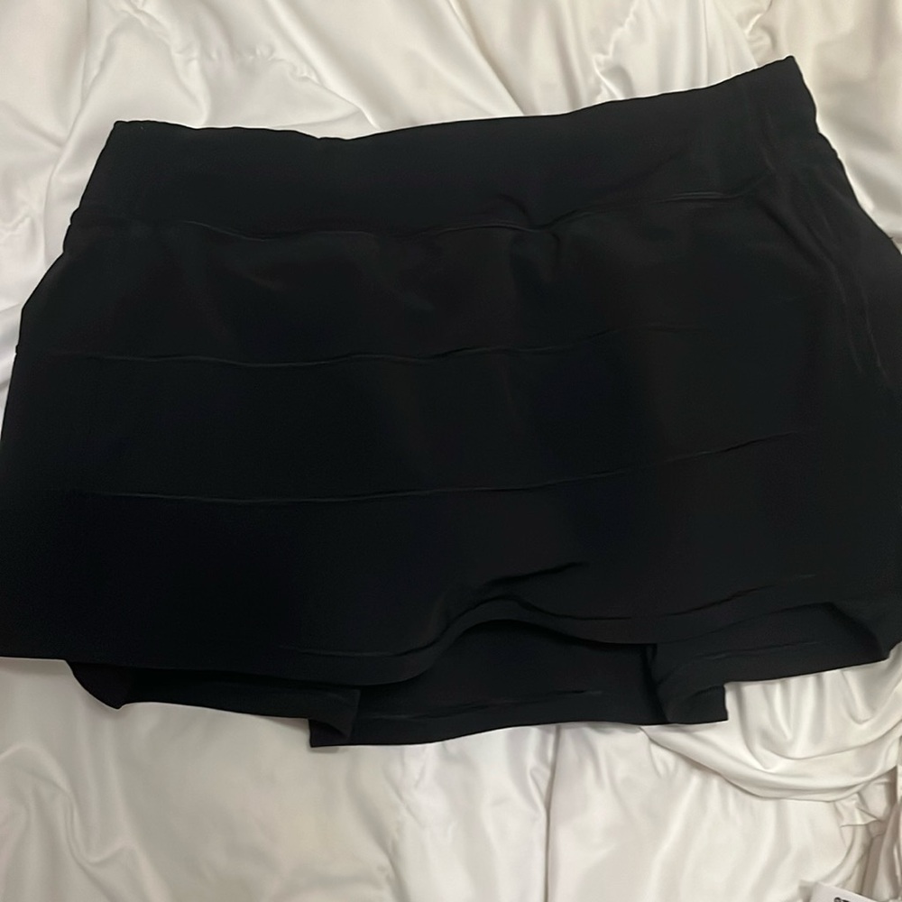 BLACK lululemon pace rival skirt